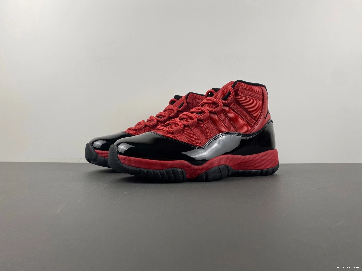 11 Jordan Air CT8012-600 0930